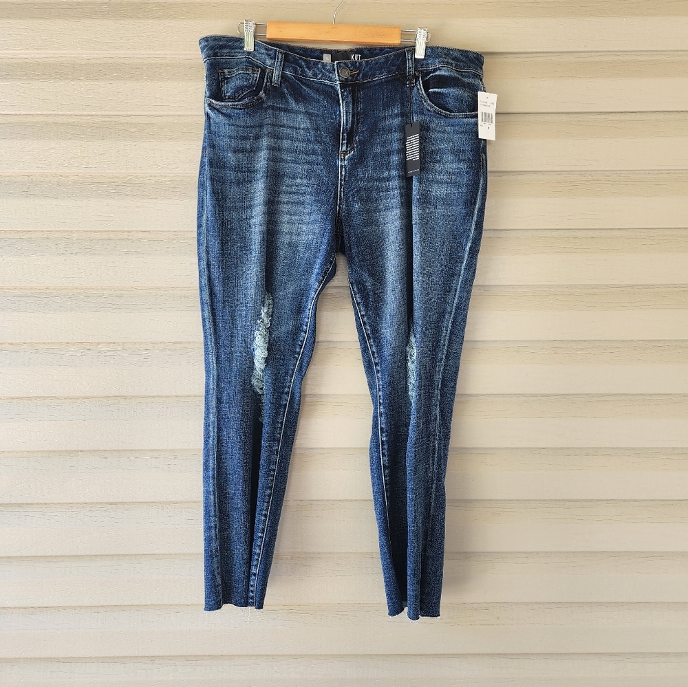 Kut from the Kloth Reese ankle straight leg plus size jeans 18